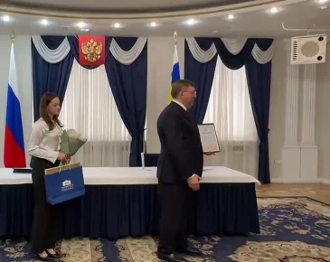 На заседании Совета по взаимодействию с представительными органами муниципальных образований при Законодательном Собрании Ростовской области наградили призеров конкурса «Лучший молодежный парламент»