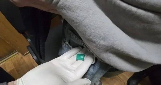 Сотрудники Госавтоинспекции выявили факт незаконного хранения наркотиков