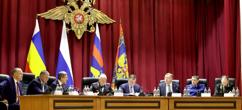 В Главном управлении состоялось расширенное заседание Коллегии ГУ МВД России по Ростовской области: подведены итоги работы ведомства в 2025 году