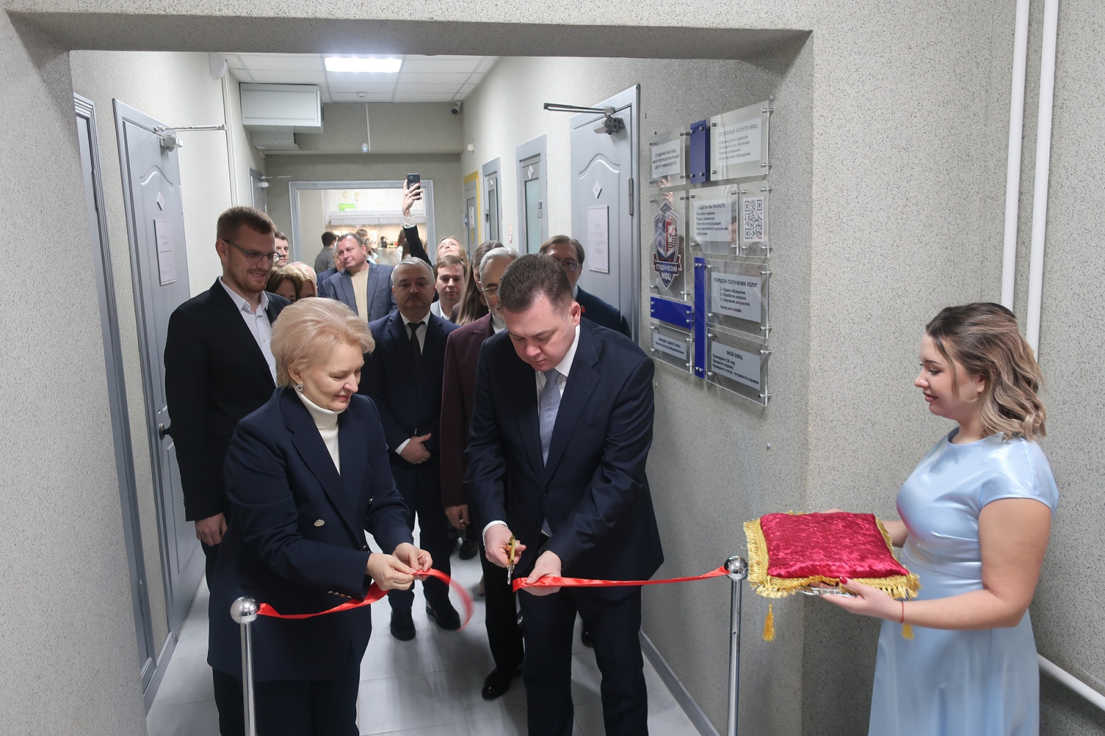 В РГЭУ (РИНХ) открылся студенческий многофункциональный центр