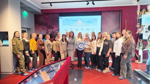 Участницы проекта «Время героинь» посетили музей завода «Роствертол»