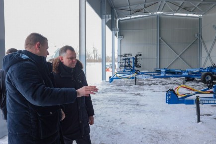 На Дону развивают полный цикл агропромышленного производства – от сельхозтехники до элеваторов