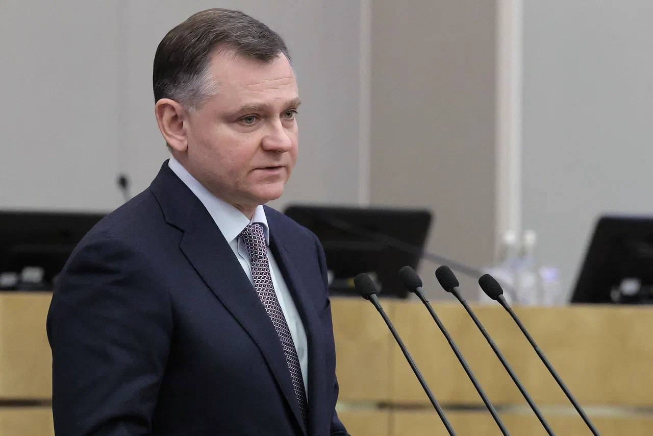 Слюсарь рассказал в Госдуме о перспективах легкой промышленности Дона