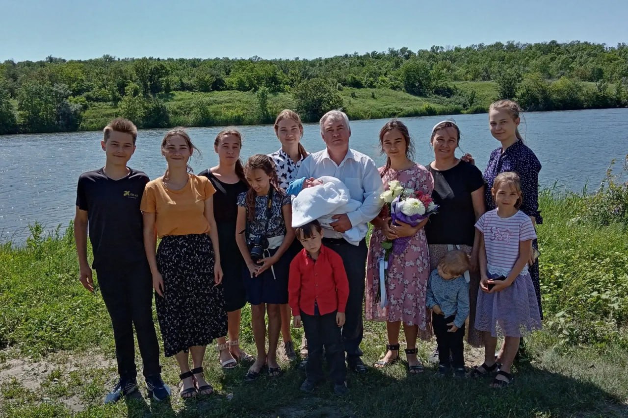 Звания «Мать-героиня» удостоена жительница Новошахтинска Евгения Носова