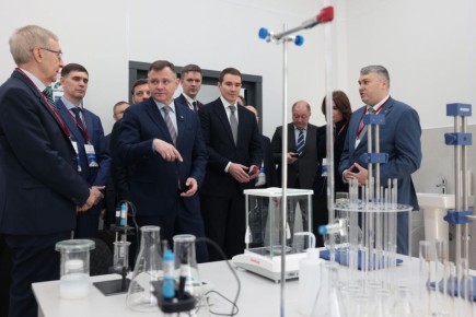 ���� ������� ������ ������� � �������� ������ �����- � ������������� ����� �� ���� ���