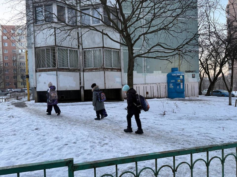 � ���������� ������� ������� ������ � ������� ��������� � �����������