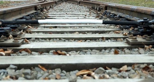 Из-за ранее введенных ограничений движения на Крымском мосту задерживаются поезда