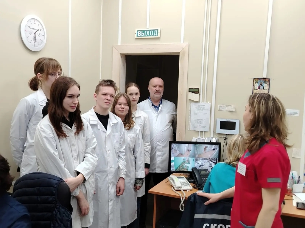 Практические занятия для школьников проходят в больницах Ярославской области