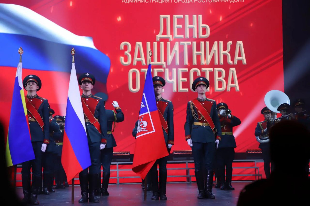 Отличившихся ростовчан наградили Знаками отличия «За ратную службу»