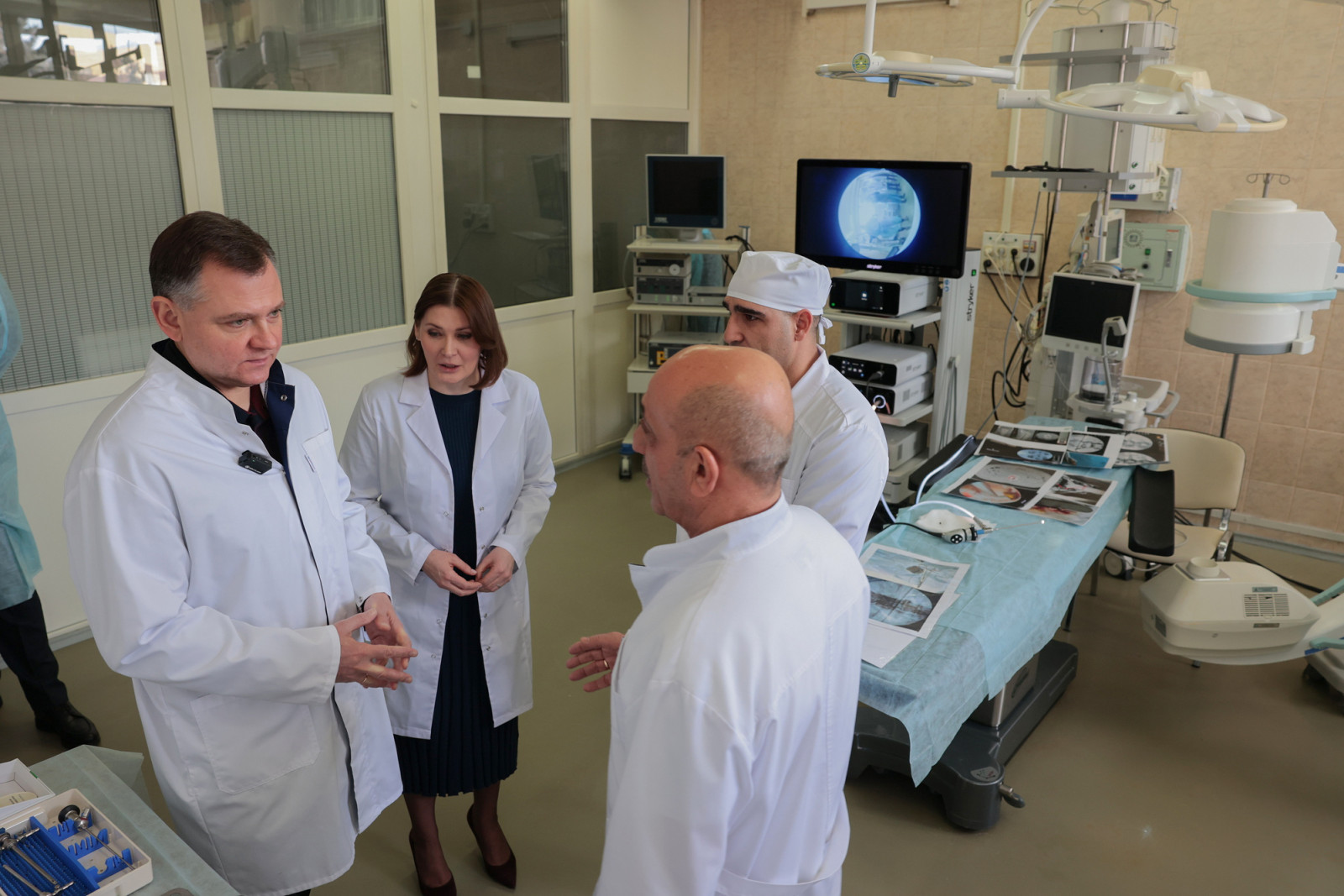 Юрий Слюсарь посетил Ростовскую городскую клиническую больницу №20