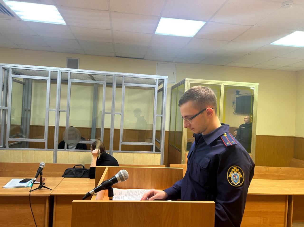 В Первомайском районе Ростова-на-Дону несовершеннолетний и его знакомый обвиняются в грабеже