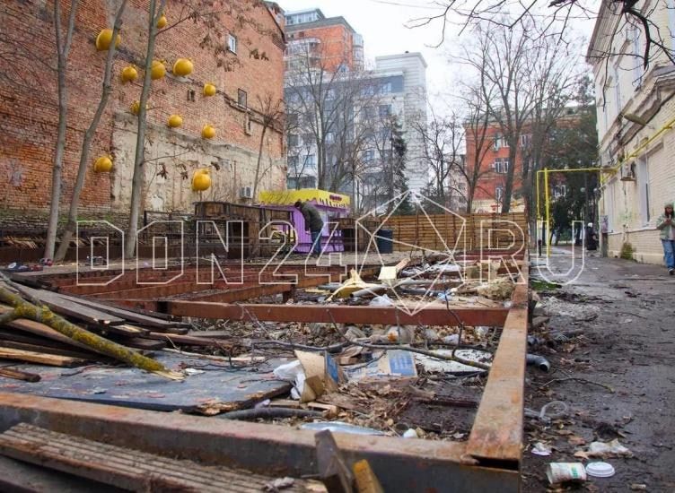 Строить новый фудкорт вблизи Публички не разрешали