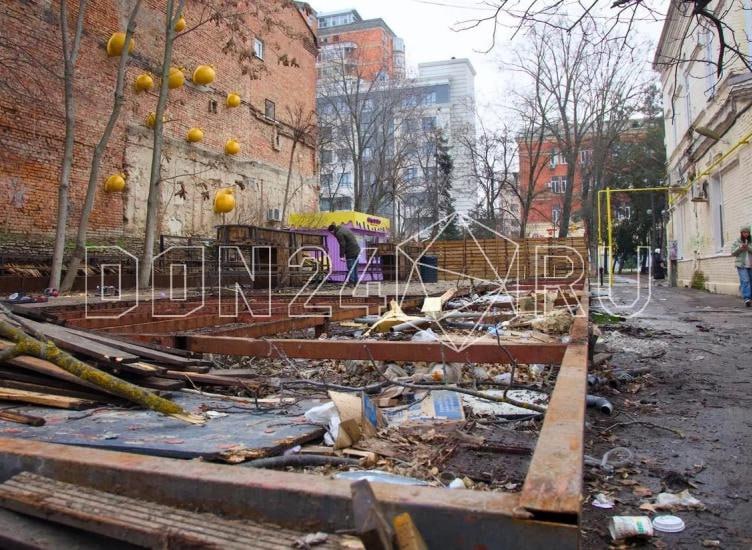 Строить новый фудкорт вблизи Публички не разрешали