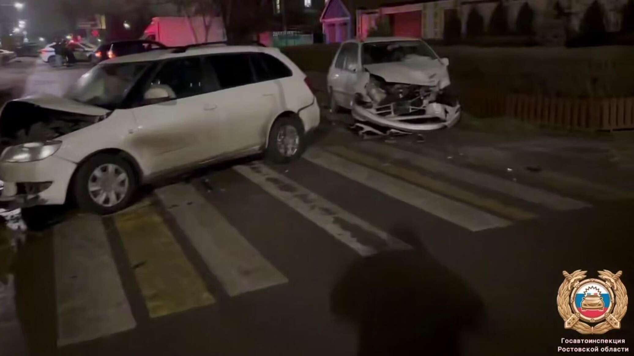 Восемь человек пострадали в тройном ДТП под Ростовом