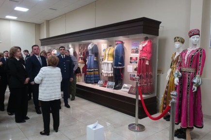 � 90-����� ����������� ���������� ���������� �������� ��������� ������� ���������