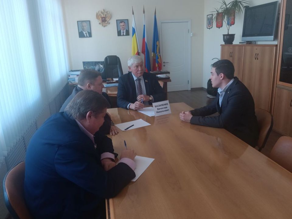 �������� ��������� ������ ����� ������� � ������������ ������