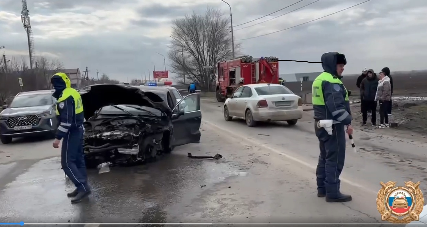 В Аксайском районе произошла авария