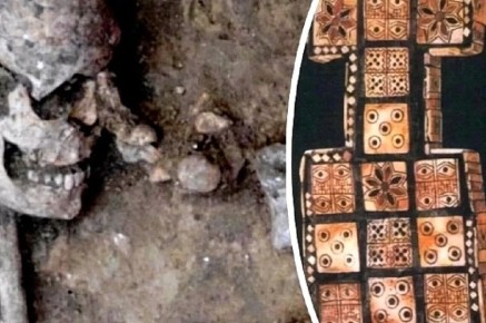 Шахматы для мертвеца. Учёные в древней могиле нашли игру из бараньих костей