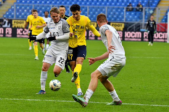 ФК «Ростов» на своем поле сыграл вничью с калининградской «Балтикой»