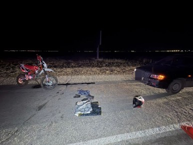 Сотрудники полиции устанавливают обстоятельства ДТП