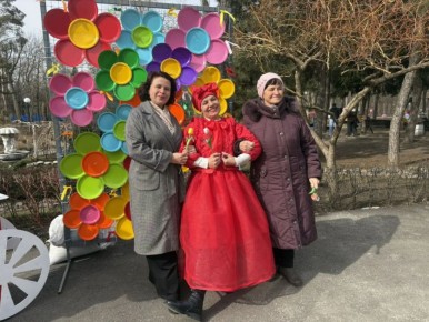 В парках Ростова прошли акции, посвященные Международному женскому дню