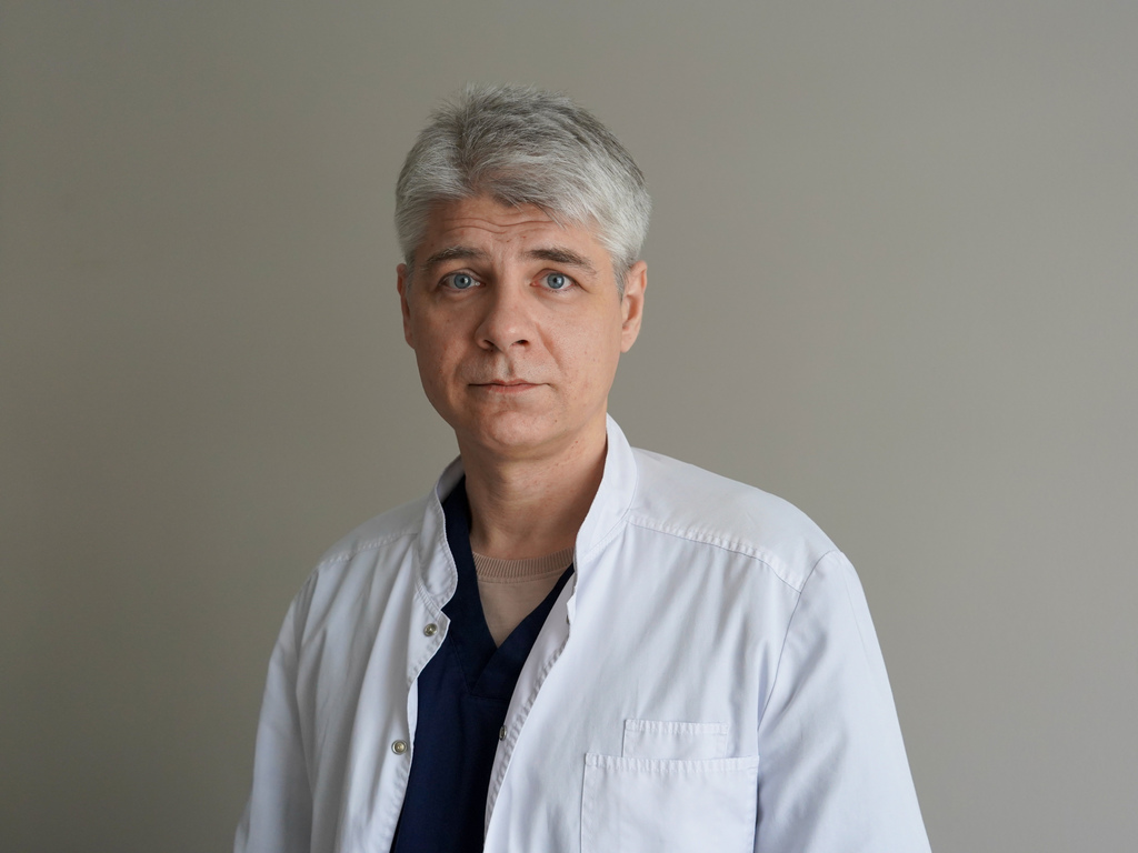 В Новгородской областной клинической больнице приступил к работе новый врач-нефролог