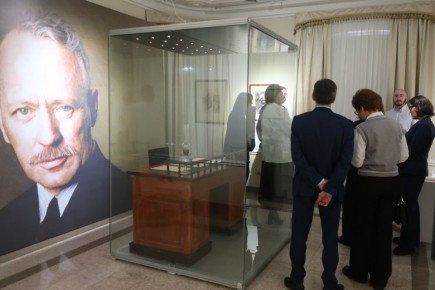 � ���������� ��������-������ ��������� �������� ���� ������� ����