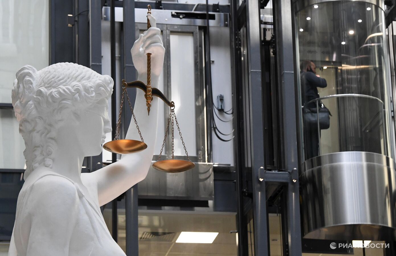 Суд взыскал с экс-владельца ростовских шахт почти миллиард рублей