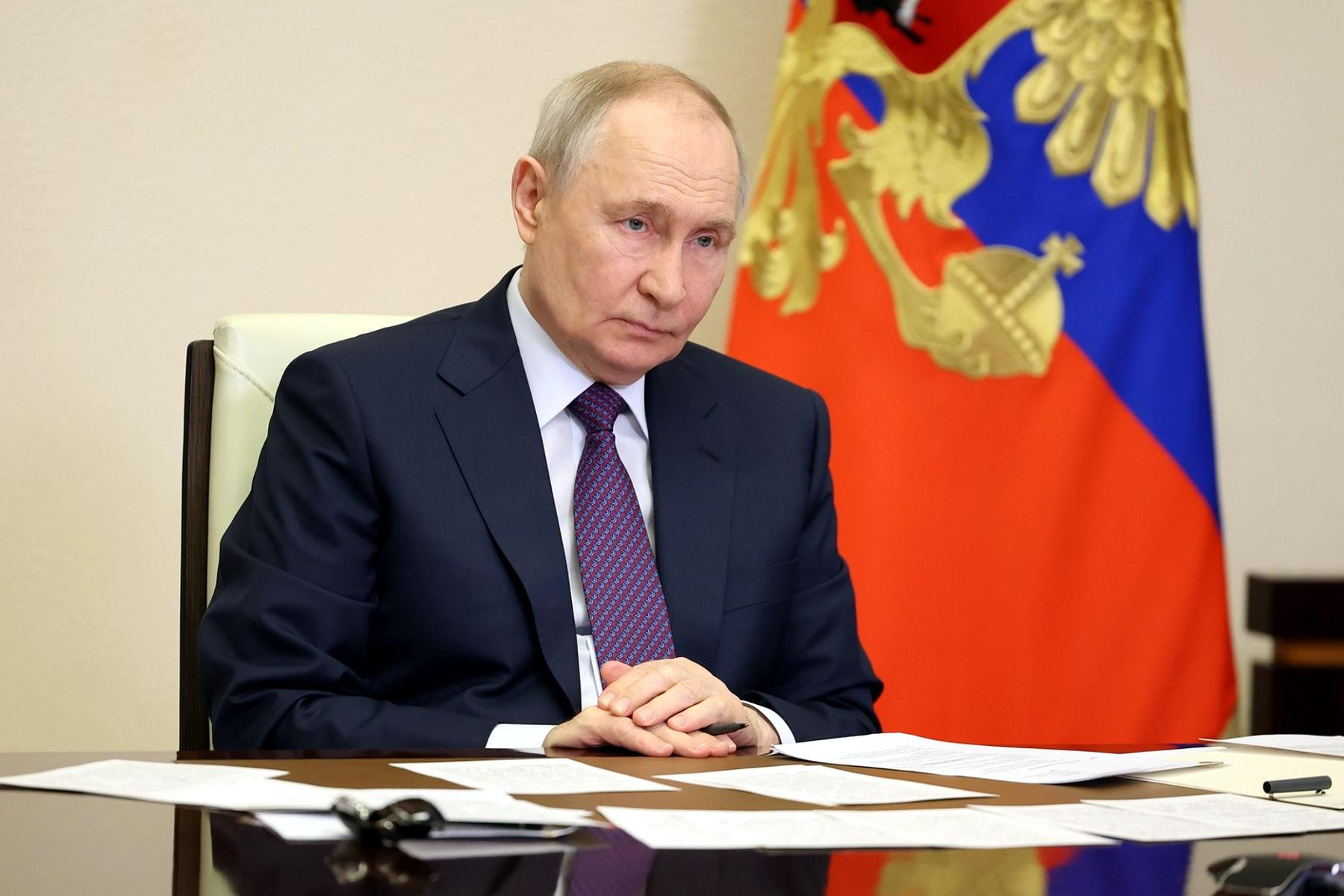 Владимир Путин открыл объекты транспортного комплекса в субъектах страны