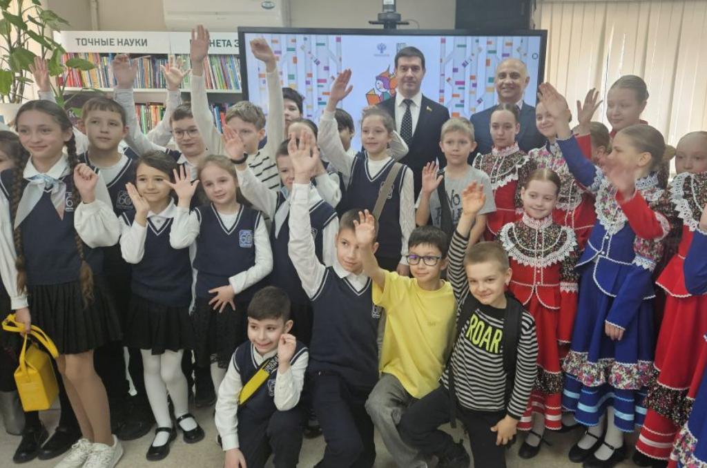 Сергей Заревский помог организовать Неделю детской книги в Ростове-на-Дону