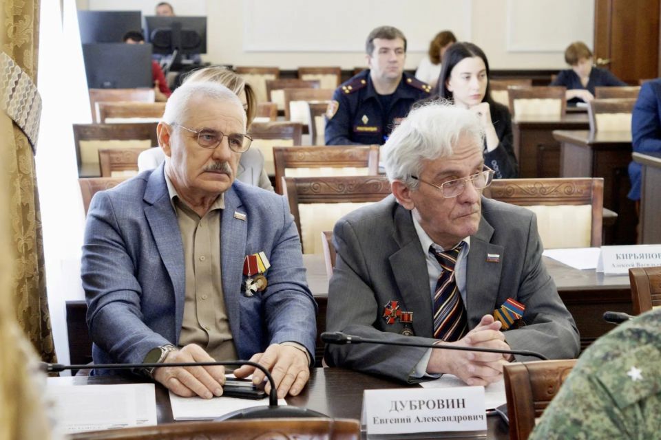 ����� 60 ��������� ����������� ������� � ���������� ������� � ����� � 40-������ ���������� �� ������������� ���