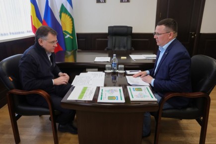 По поручению губернатора на ремонт дороги в Кашарском районе направлено 140 млн рублей