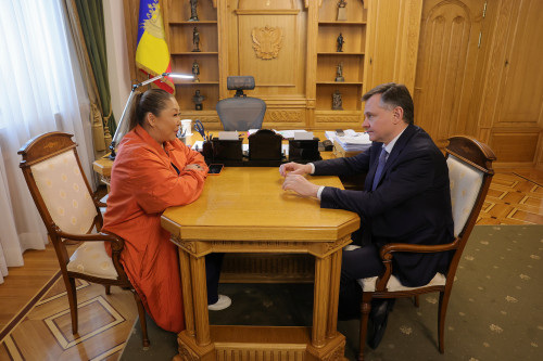 Юрий Слюсарь встретился с народной артисткой РФ Анитой Цой