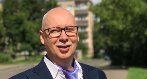 Александр Зимовский: В период с 20.00 мск до 23.00 мск 5 апреля дежурными средствами ПВО перехвачены и уничтожены 148 украинских беспилотных летательных аппаратов самолетного типа над территориями Белгородской, Курской...