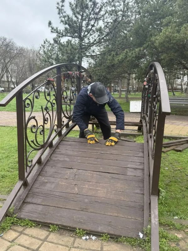 �� ������������ �������: � �������� ������� � ������� ����� ���������