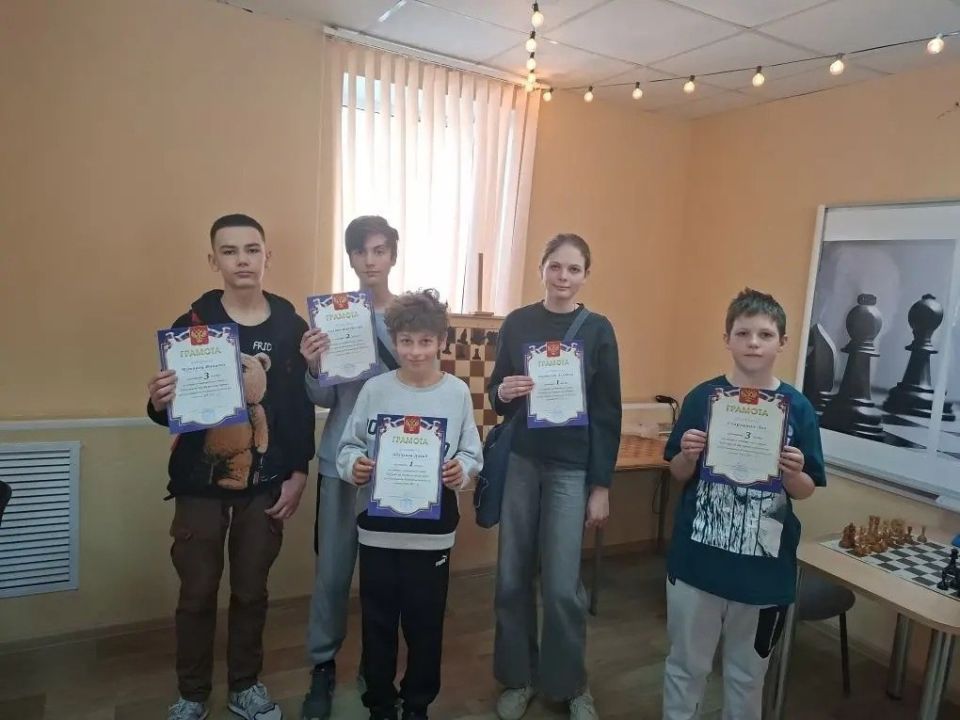 Юные шахматисты Батайска успешно выступили на зональном этапе Гран-при — 2026