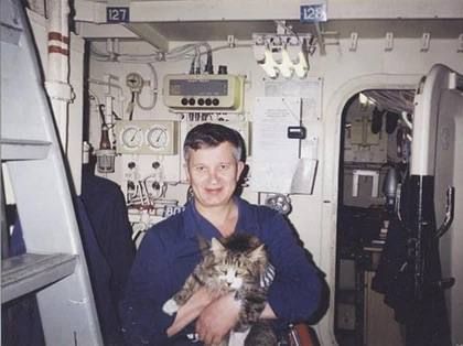 7 ������ 1989 ���� �������� ������� ����� ������������, ����� 42 �����