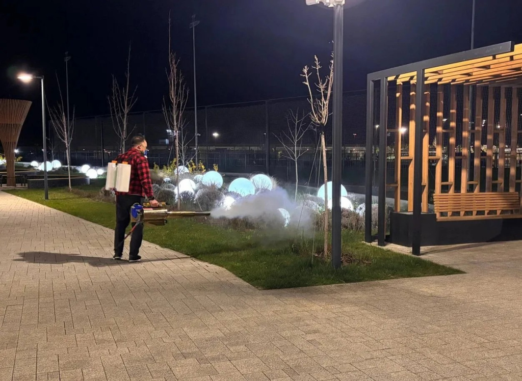 В парках Ростова провели дезинфекцию