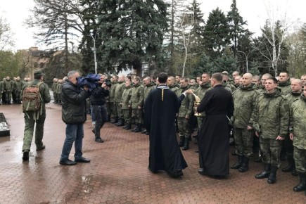 ����� 200 ������� ����������� ����������� � ������ ������� ������