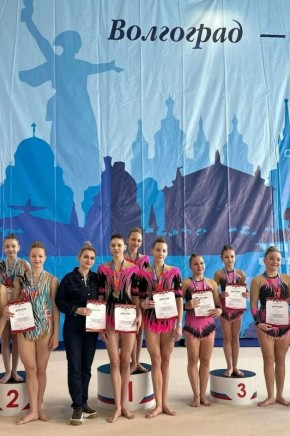 С 6 по 10 апреля в Волгограде прошли Всероссийские соревнования по спортивной акробатике — «Кубок МСМК М. Г. Круглякова». В турнире приняли участие более 500 спортсменов из 18 регионов страны