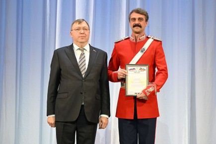 ��������� ������ ��������� �������� �������������� �������� ����� � ������ ������� ������� � 90-������ ����������