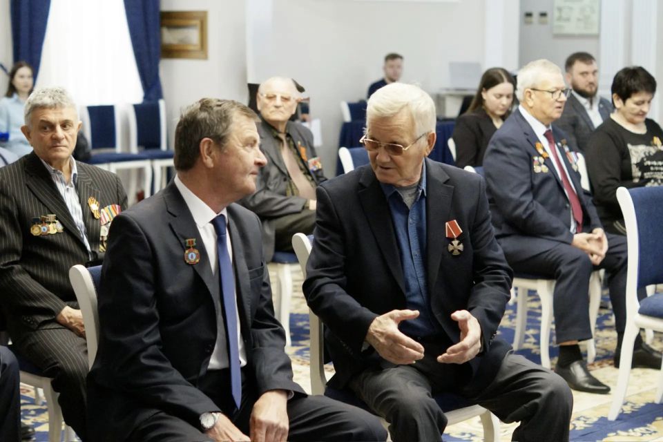� �������-��-���� ��������� ���������� ���������� ������������� ����������