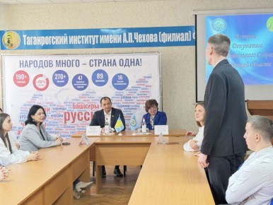 ����� ������� ������ �������� ������ �� ���������� ������������� ��������� ����� �. �. ������