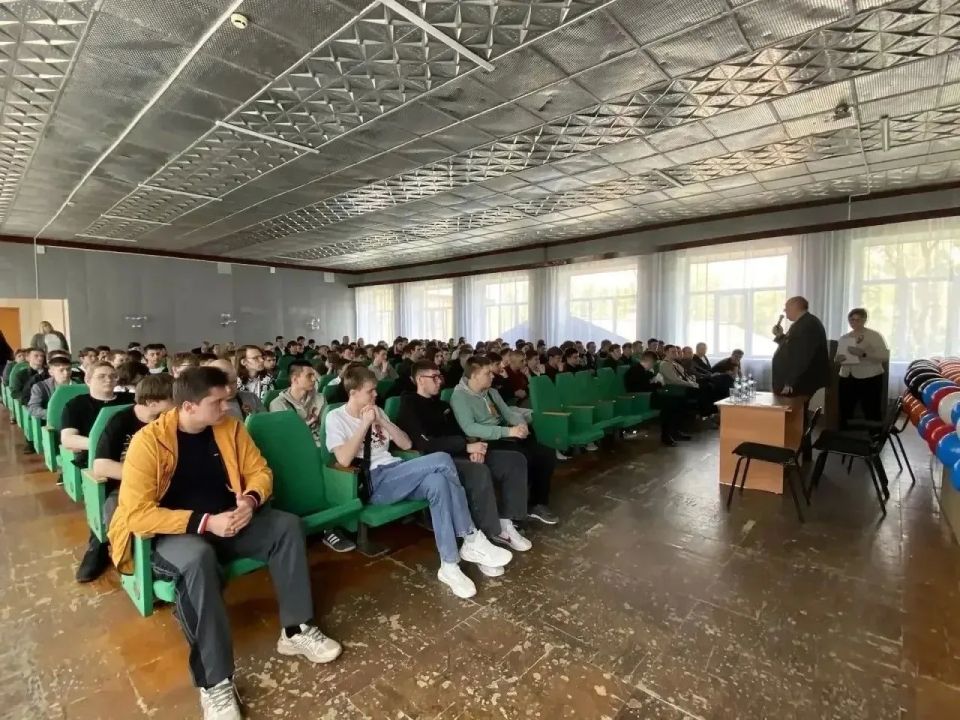 Молодежь познакомилась с возможностями службы в войсках БПЛА