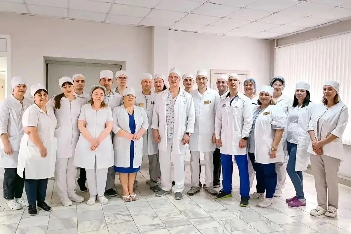 Врачи городской клинической больницы №20 Ростова провели уникальную операцию новорожденному ребенку с редким тяжелым пороком развития