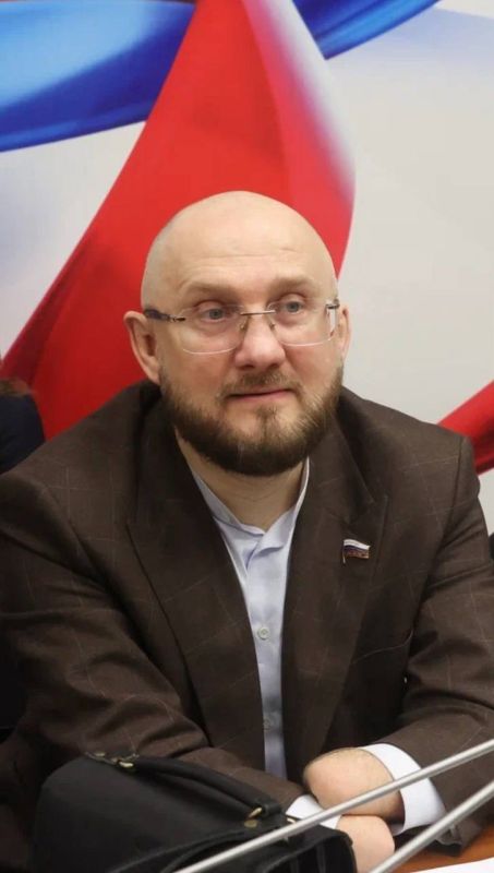 Комитет Государственной Думы по физической культуре и спорту поздравляет заместителя председателя Комитета Сергея Владимировича Бурлакова с юбилеем – 55-летием!