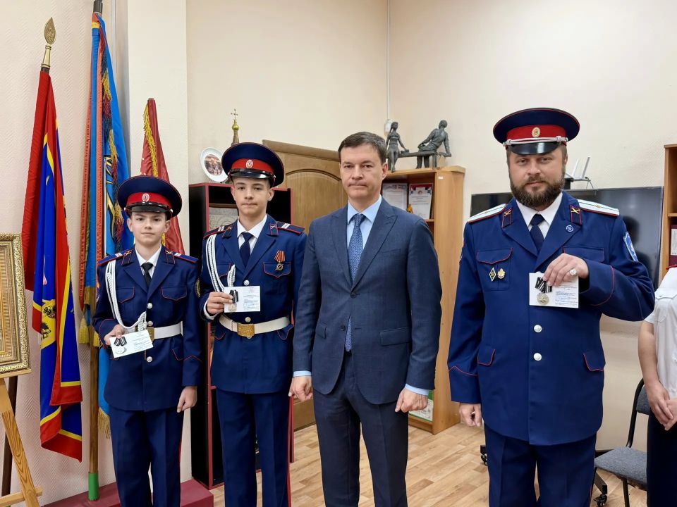 Сегодня в Новочеркасске в «Молодёжном ресурсном центре донских казаков «Платов-Центр» состоялся прием граждан директором департамента по делам казачества и кадетских учебных заведений Ростовской области Сергеем Красавиным