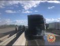 Внимание водителям!. Госавтоинспекция Ростовской области информирует: В связи с происшествием (не ДТП) на 962 км + 500м а/д «М-4 Дон» в северном направлении, движение транспортных средств затруднено и осуществляется по...