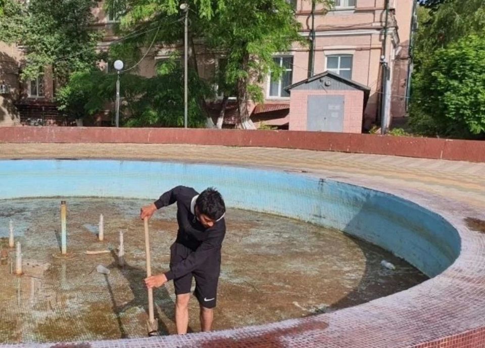 В Шахтах готовят к запуску фонтан на Арбате