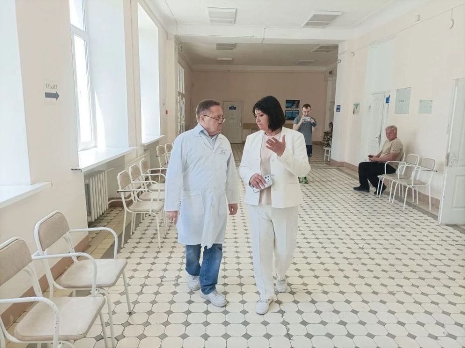 Ирина Жукова поможет оснастить сплит-системами поликлинику №1 города Шахты